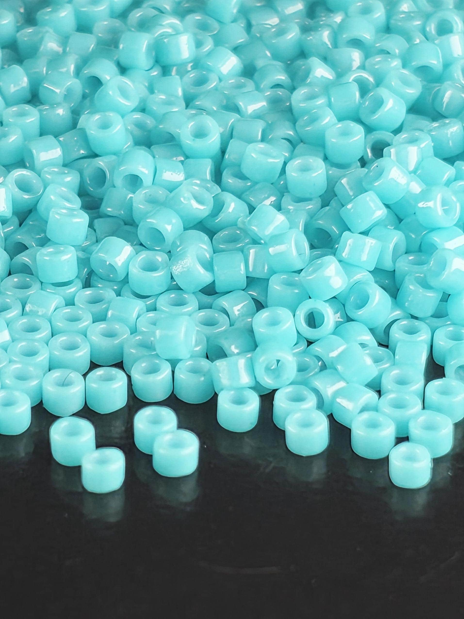 DB2130:Deep Icy Blue DC/O(D) | Size 11/0 | 7g