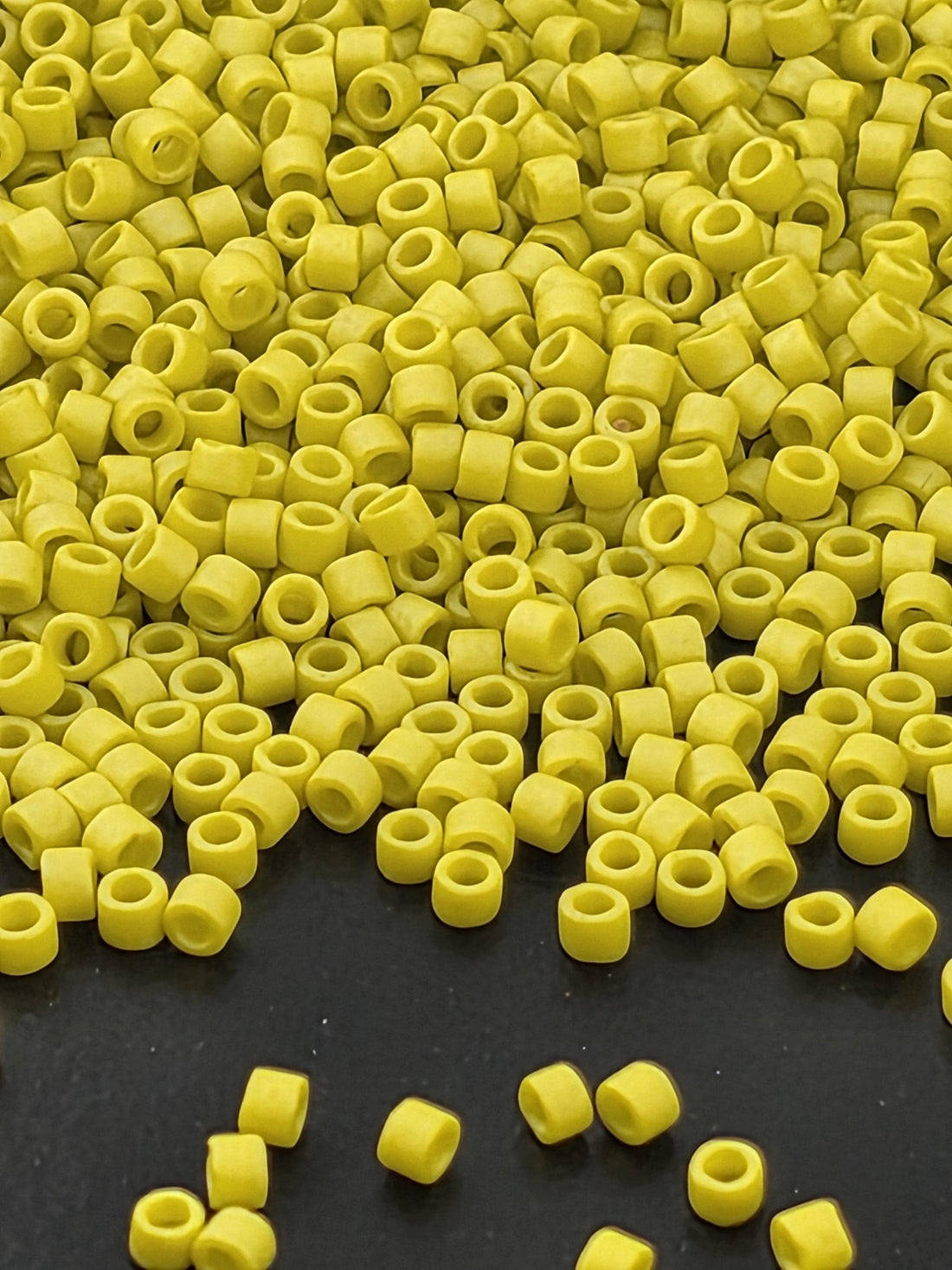 Pineapple Crush Opaque Matte Glazed | Size 11/0 | 7g | Japanese Seed Beads | Bead Weaving Embroidery Supply | DIY Jewelry