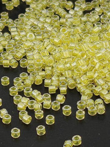 DB0910:Crystal/Lt Yellow Inside Color Lined Sparkle Duracoat | Size 11/0 | 7g