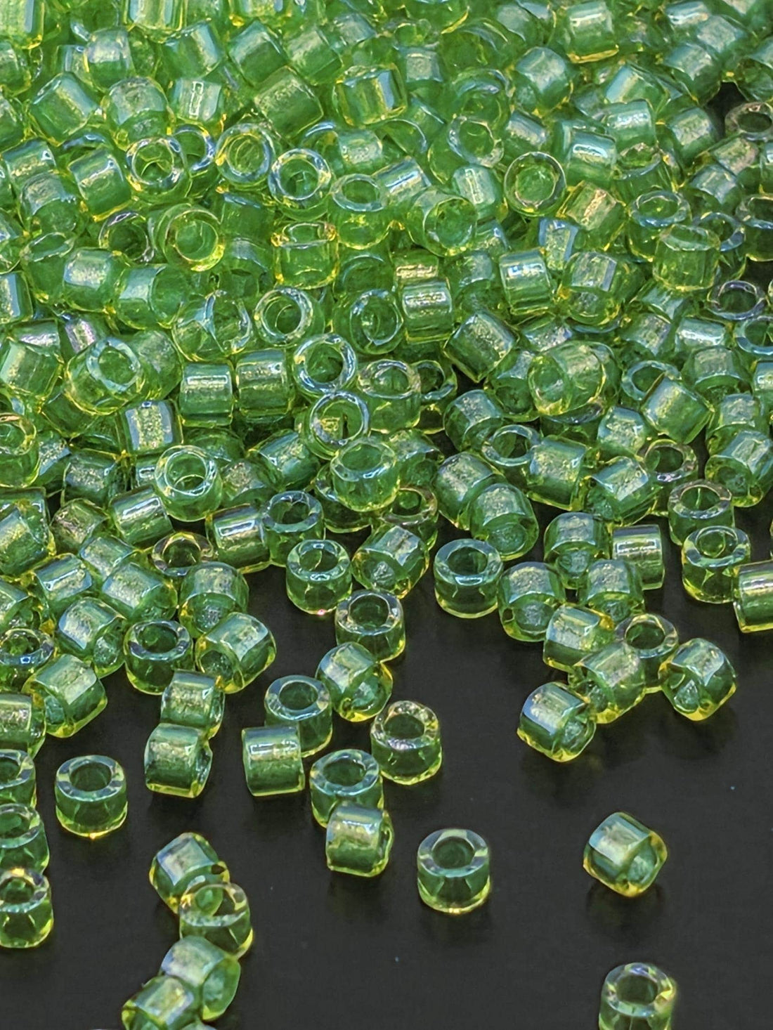 Limeade Inside Color Lined Duracoat | Size 11/0 | 7g | Japanese Seed Beads | Bead Weaving Embroidery Supply | DIY Jewelry
