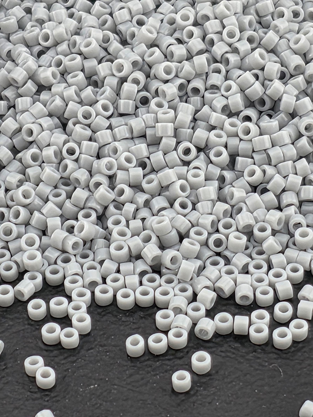 Ghost Grey Opaque | Size 11/0 | 7g | Japanese Seed Beads | Bead Weaving Embroidery Supply | DIY Jewelry