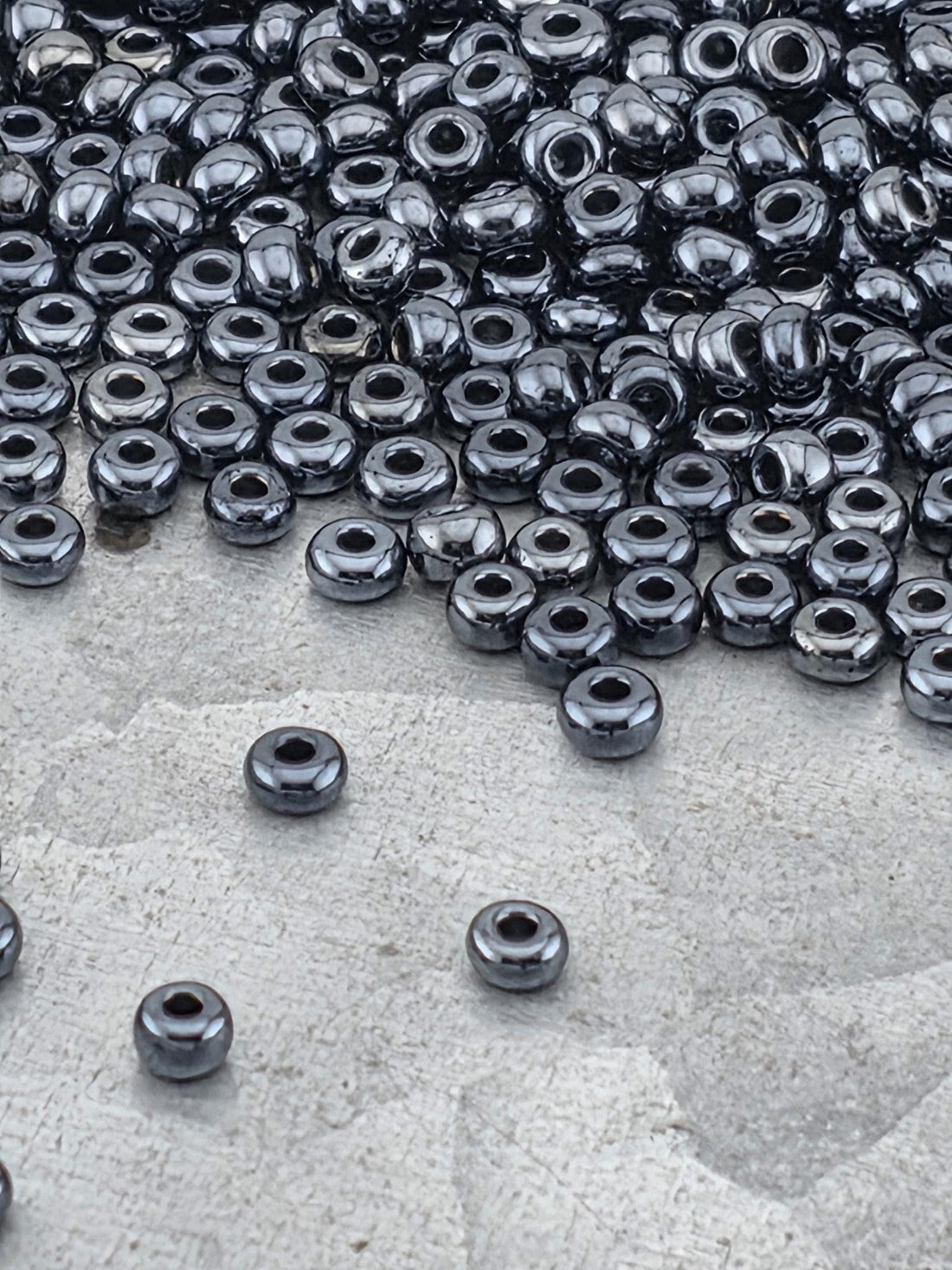 Opaque Hematite | Size 8 | 15g | Preciosa-Ornela Glass Seed Beads | Czech Seed Beads | Bead Weaving Embroidery Supply | DIY Jewelry