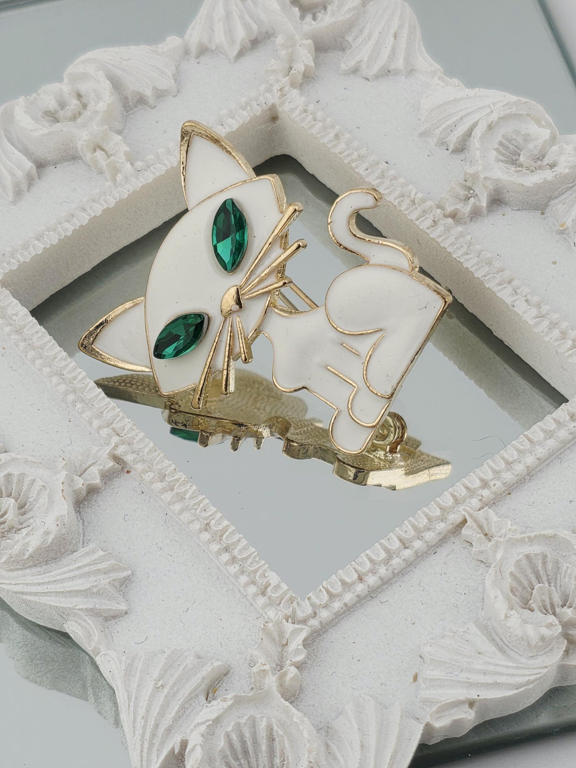 Cat Pendant Charm: Gold Frame with Green Gemstone Eyes | Handmade Pin | Jacket Scarf Hat Accessory | Gift Idea
