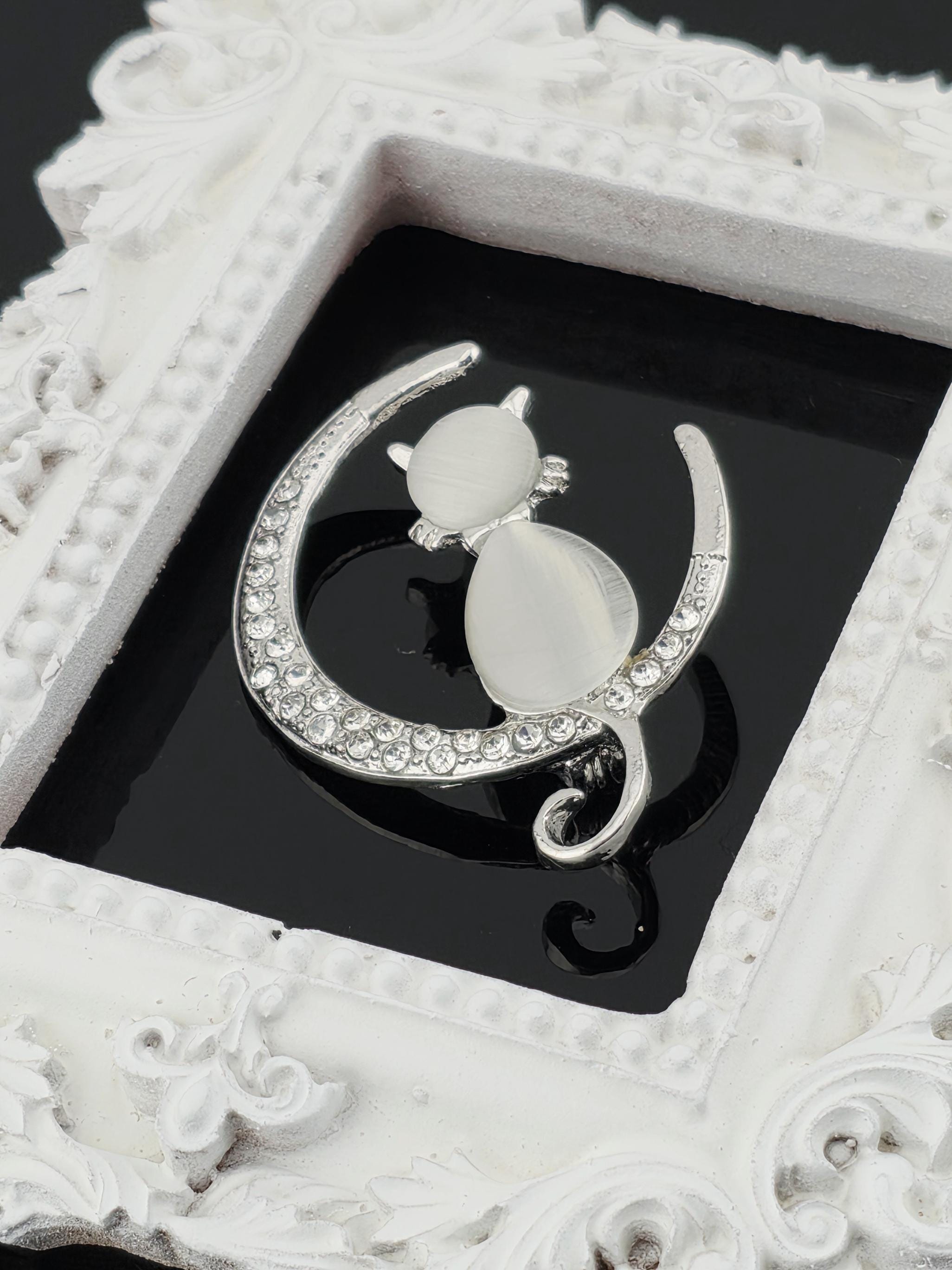 Silver Cat Brooch Pin: Simple Design with Zirconia Stone | Handmade Pin | Jacket Scarf Hat Accessory | Gift Idea