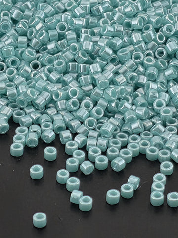 DB1567:Dark Sea Foam Opaque Luster | Size 11/0 | 7g