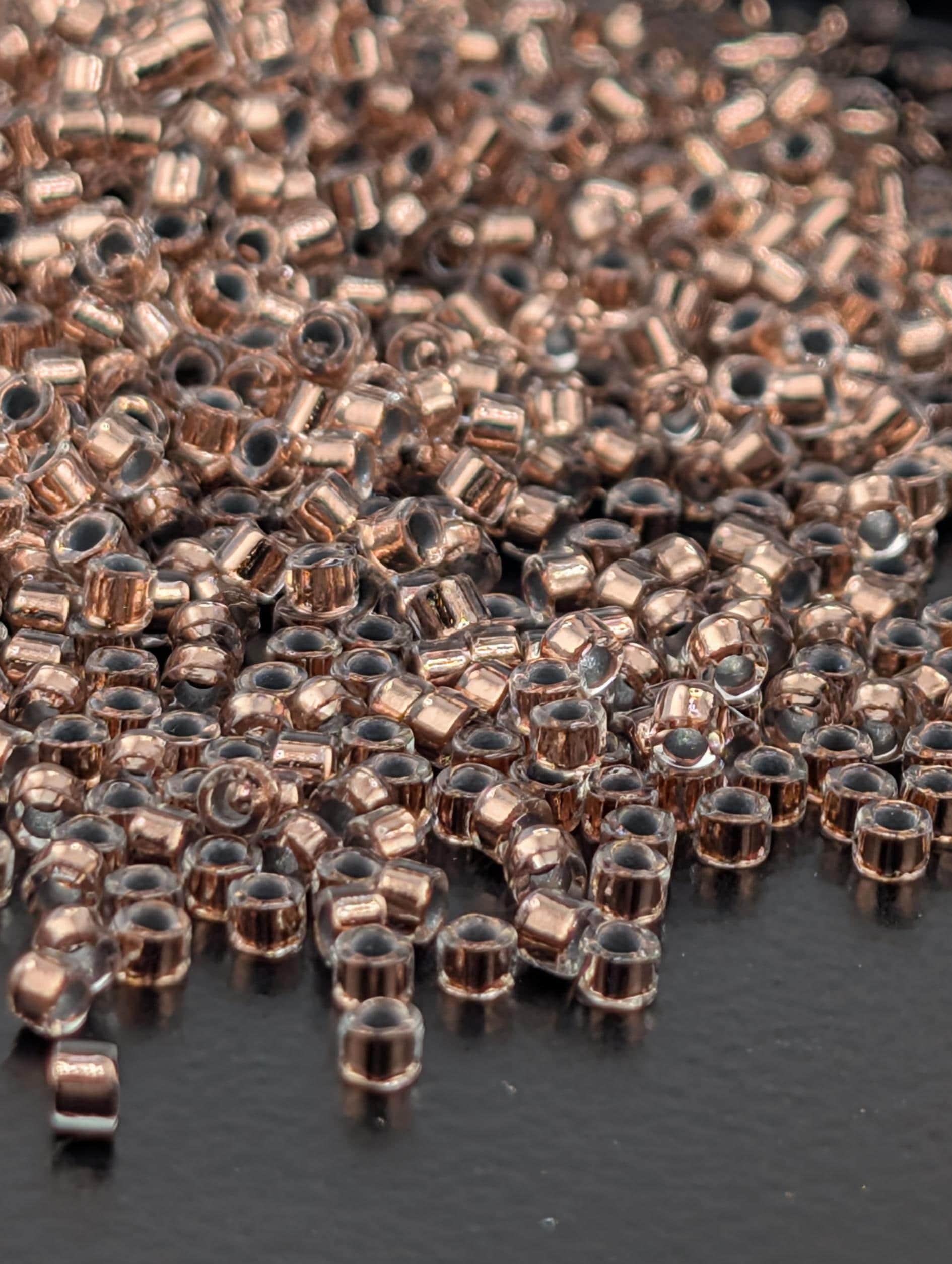 DB0037:Crystal/Copper Inside Color Lined | Size 11/0 | 7g