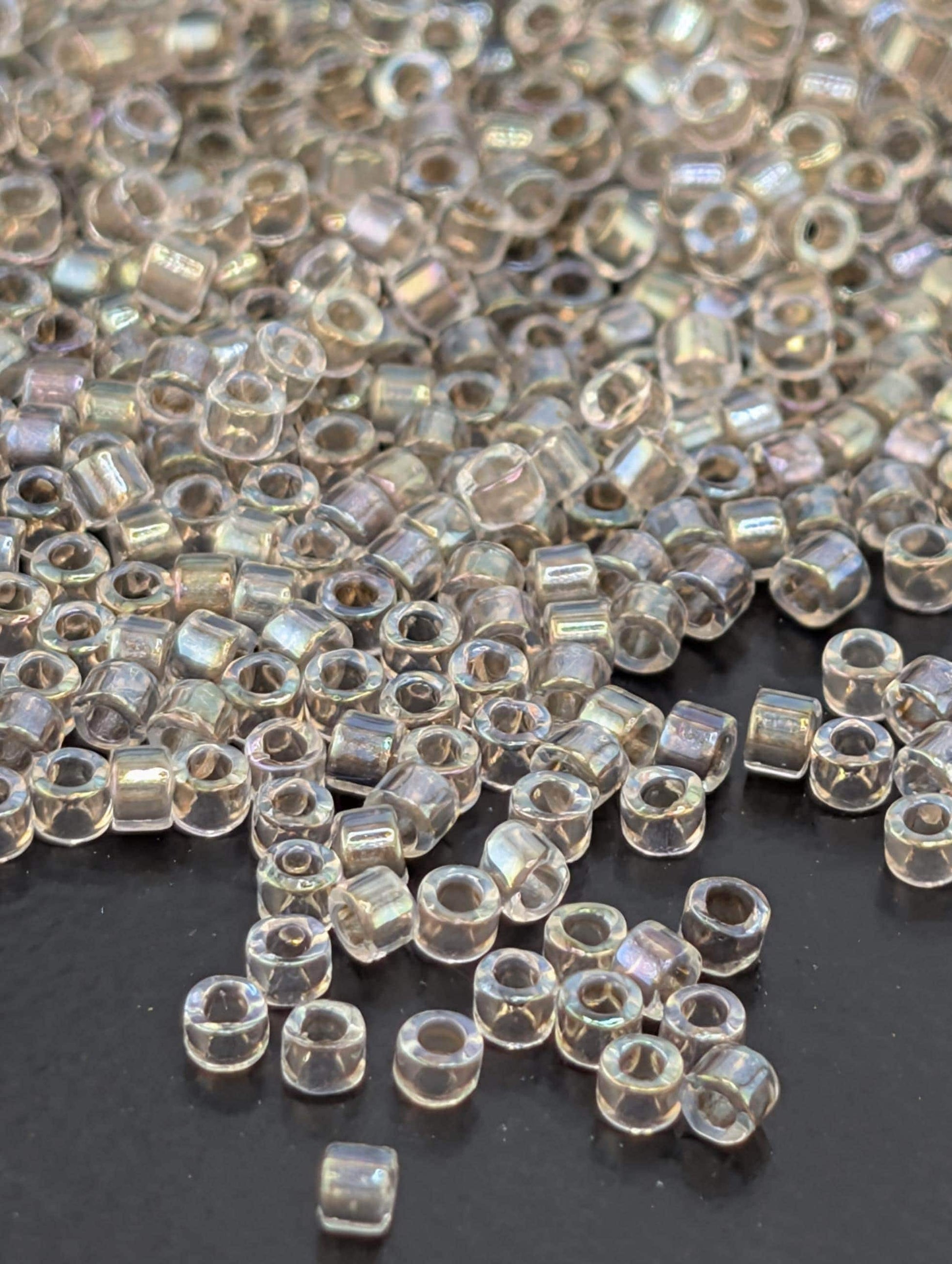 DB0064:Crystal/Taupe Inside Color Lined Rainbow | Size 11/0 | 7g