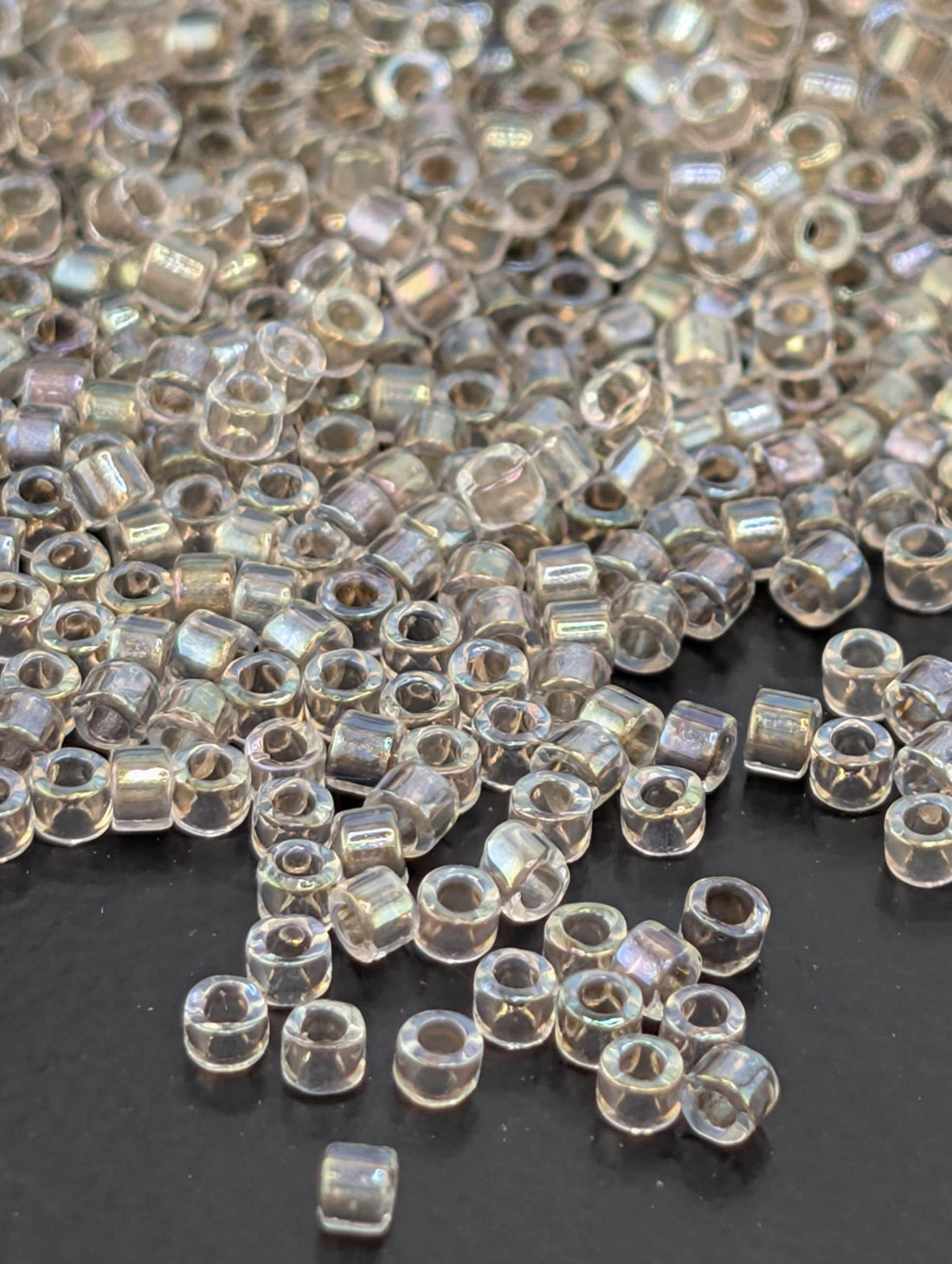DB0064:Crystal/Taupe Inside Color Lined Rainbow | Size 11/0 | 7g