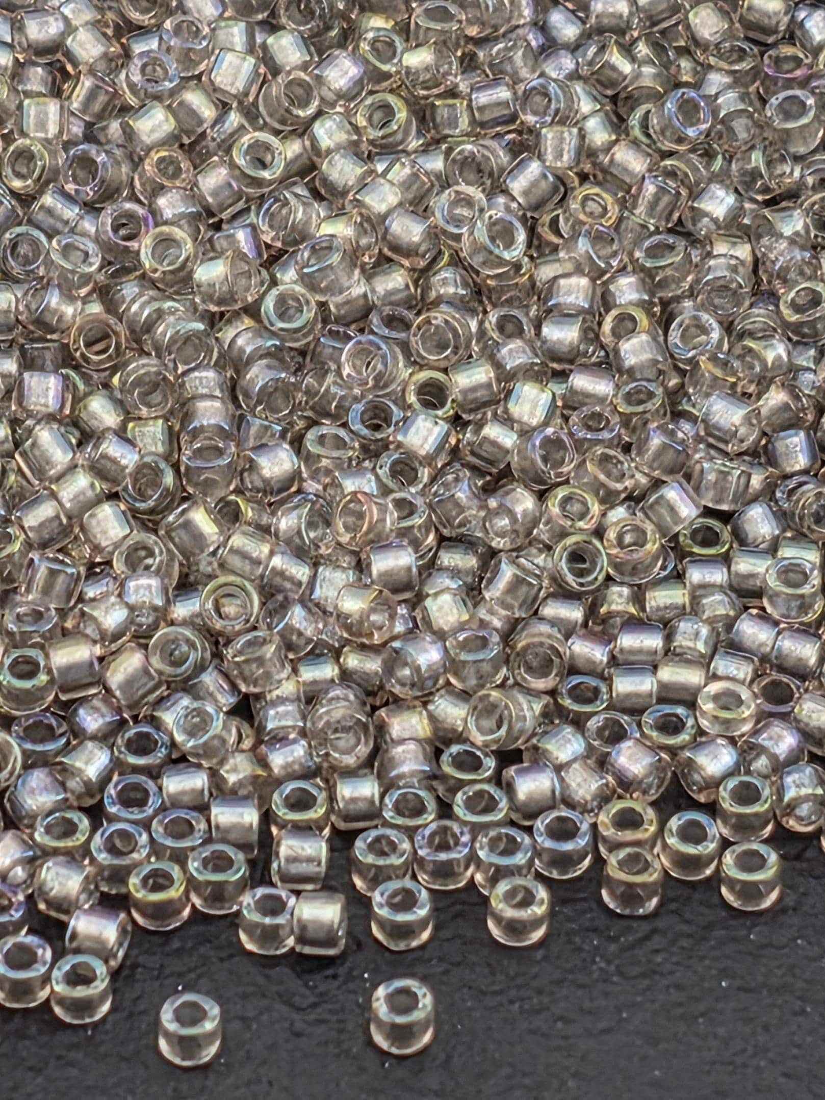 DB1772:Mauve/Cement Inside Color Lined Sparkle Rainbow | Size 11/0 | 7g
