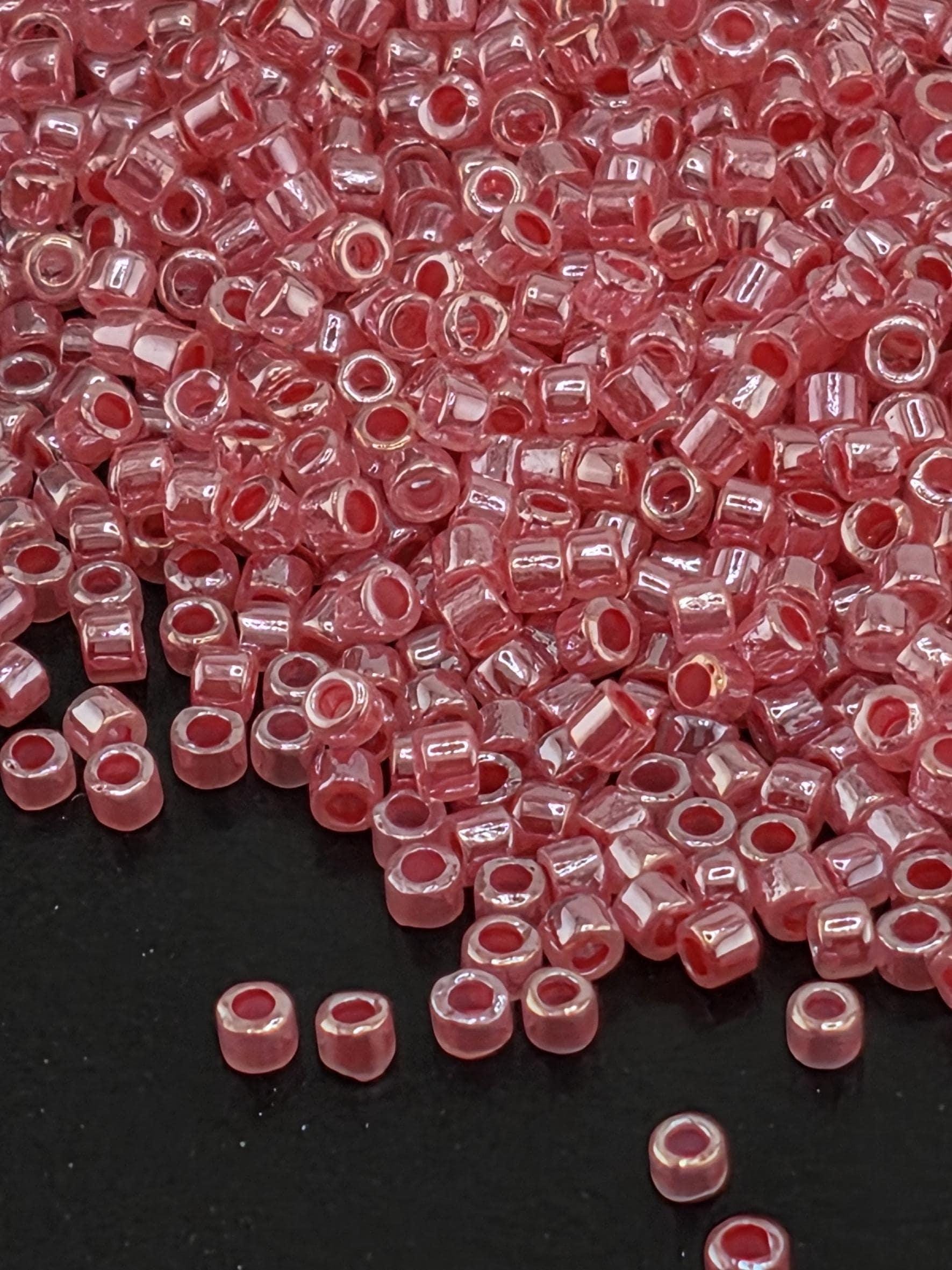 DB0236:Crystal/Watermelon Inside Color Lined Ceylon | Size 11/0 | 7g
