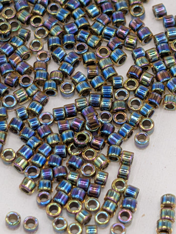 DB0089:Amber/Olive Inside Color Lined Rainbow | Size 11/0 | 7g