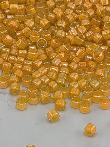 DB2045:Luminous Mango/Peridot Inside Color Lined | Size 11/0 | 7g