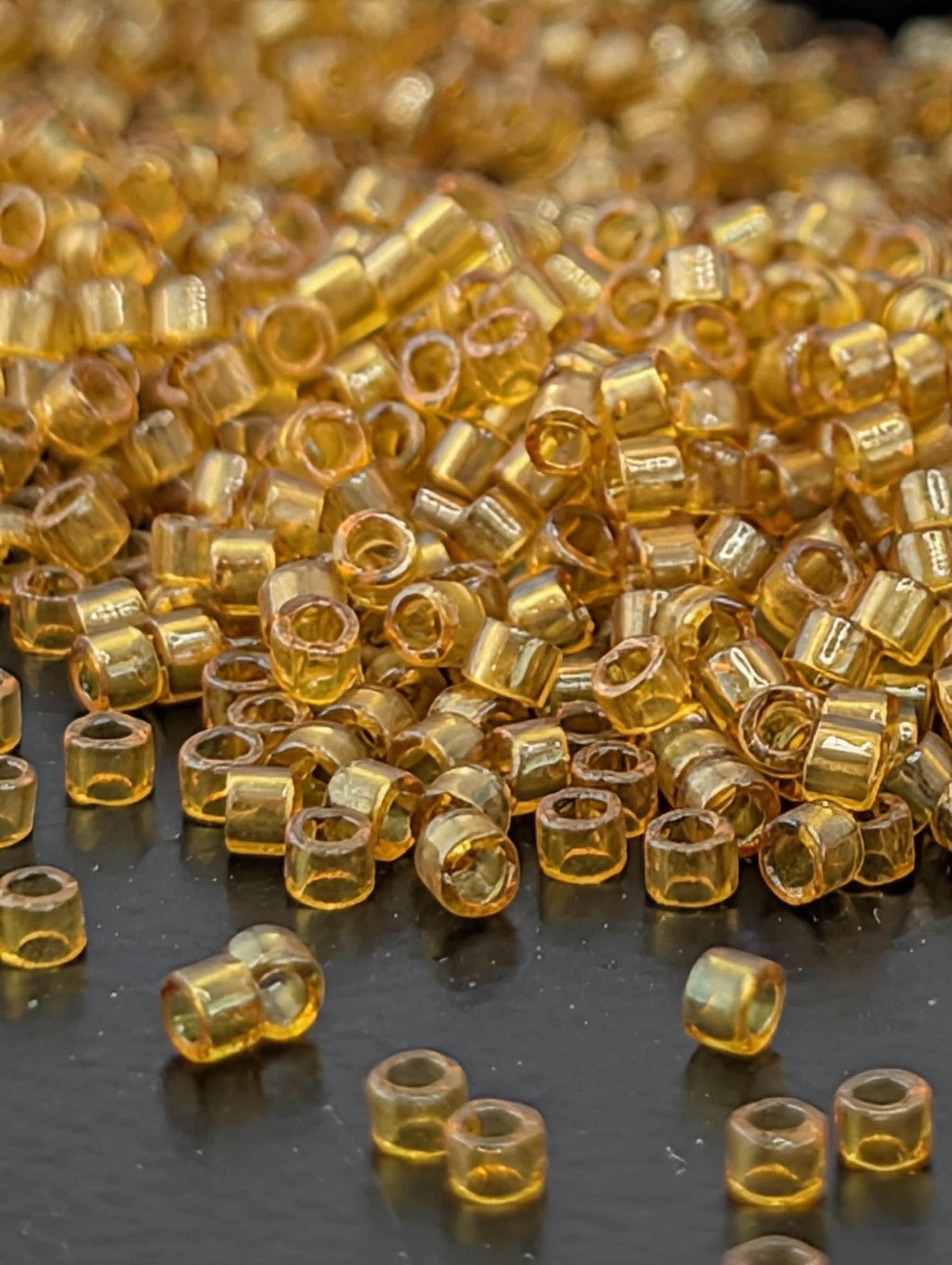 DB0119:Sunflower Gold T/L | Size 11/0 | 7g