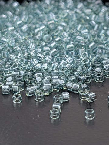 DB0112:Light Green Translucent Inside Color Lined | Size 11/0 | 7g
