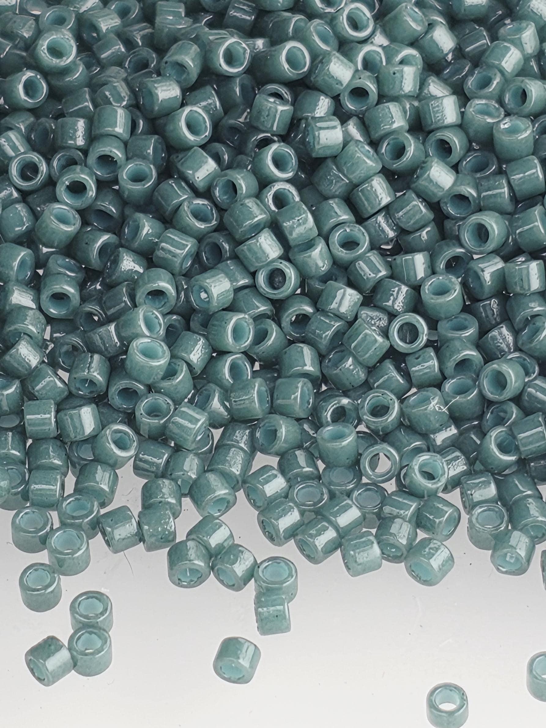 DB2358:Tropical Ocean Green DC/O(D) | Size 11/0 | 7g