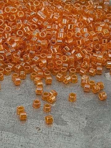 DB1887:Orange Grapefruit Translucent Inside Color Lined | Size 11/0 | 7g