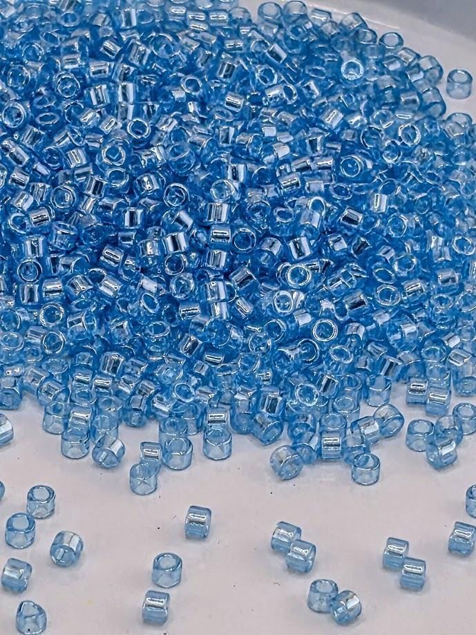 DB1890:Light Baby Blue Translucent Inside Color Lined | Size 11/0 | 7g