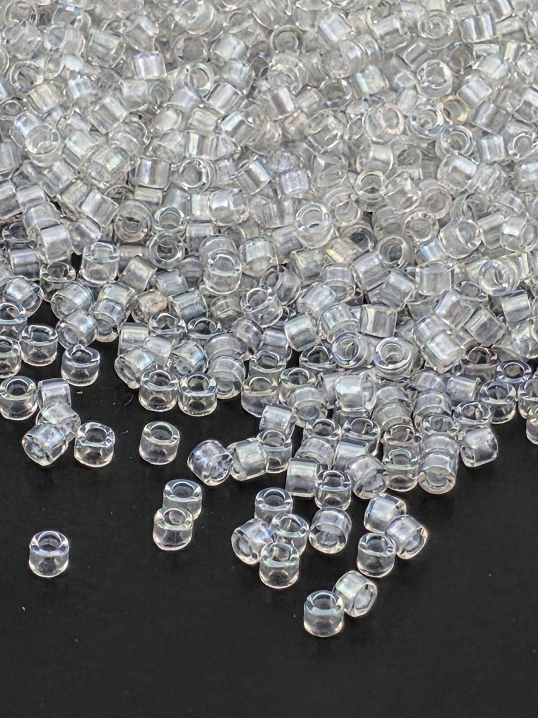 Crystal/White Translucent Inside Color Lined Pearl | Size 11/0 | 7g | Japanese Seed Beads | Bead Weaving Embroidery Supply | DIY Jewelry