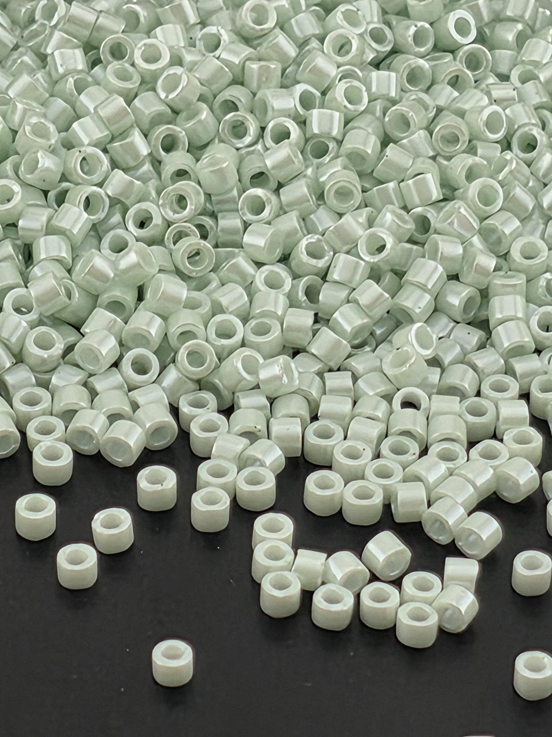 DB1536:Cool Mint Opaque Luster | Size 11/0 | 7g