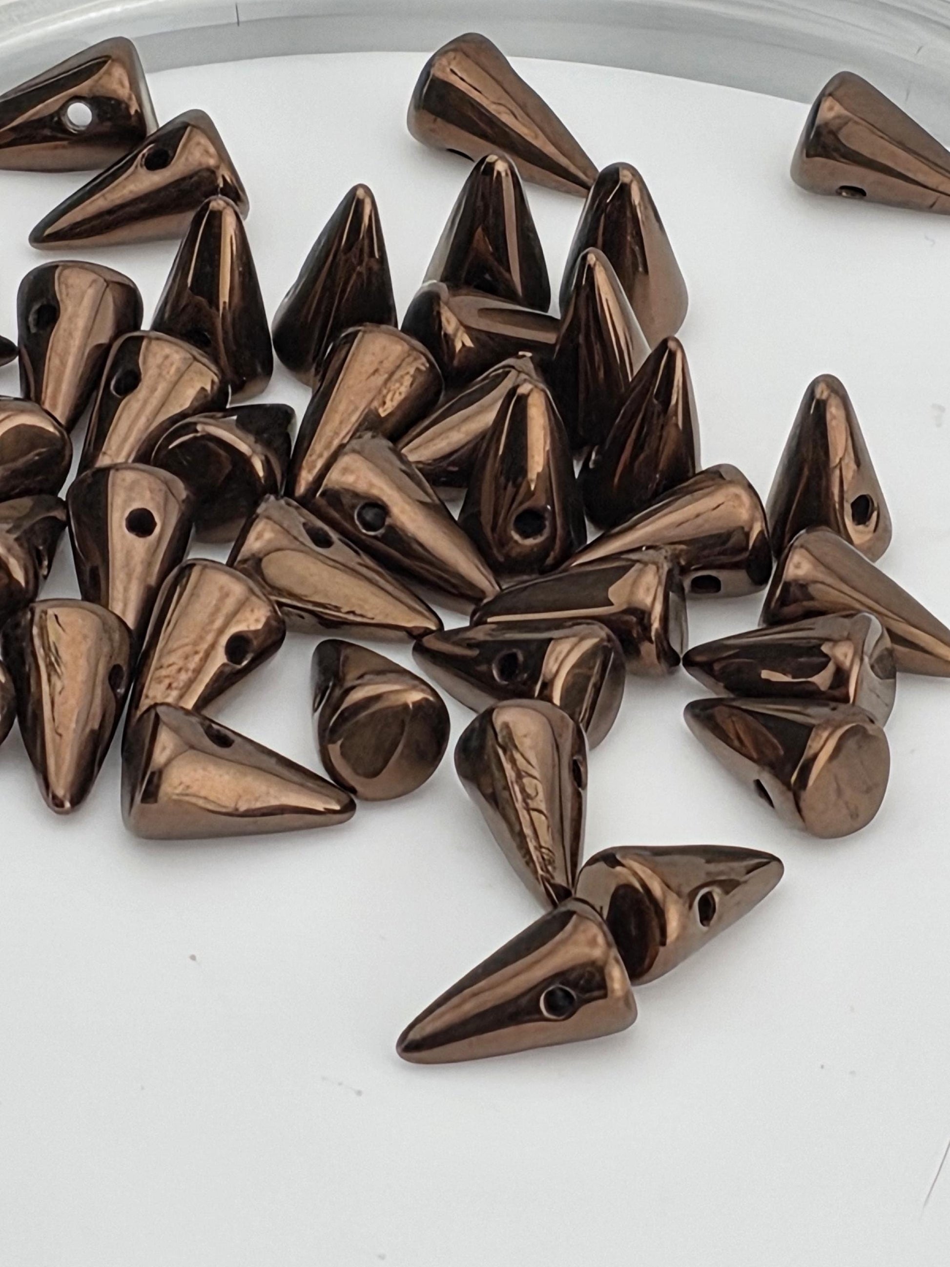 Czech glass spike beads, iridescent copper-brown, 12pcs for jewelry making; boho spike beads for bracelet and necklace.
