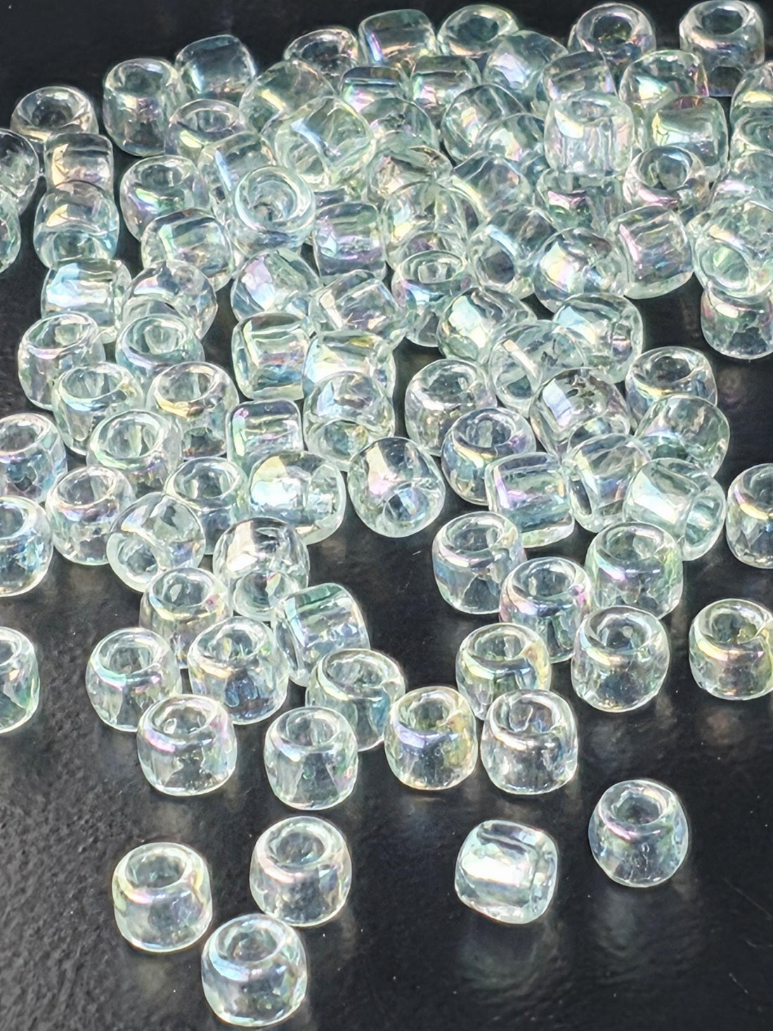 TOHO Round 6/0 Tube 2.5" : Transparent-Rainbow Aqua Frost