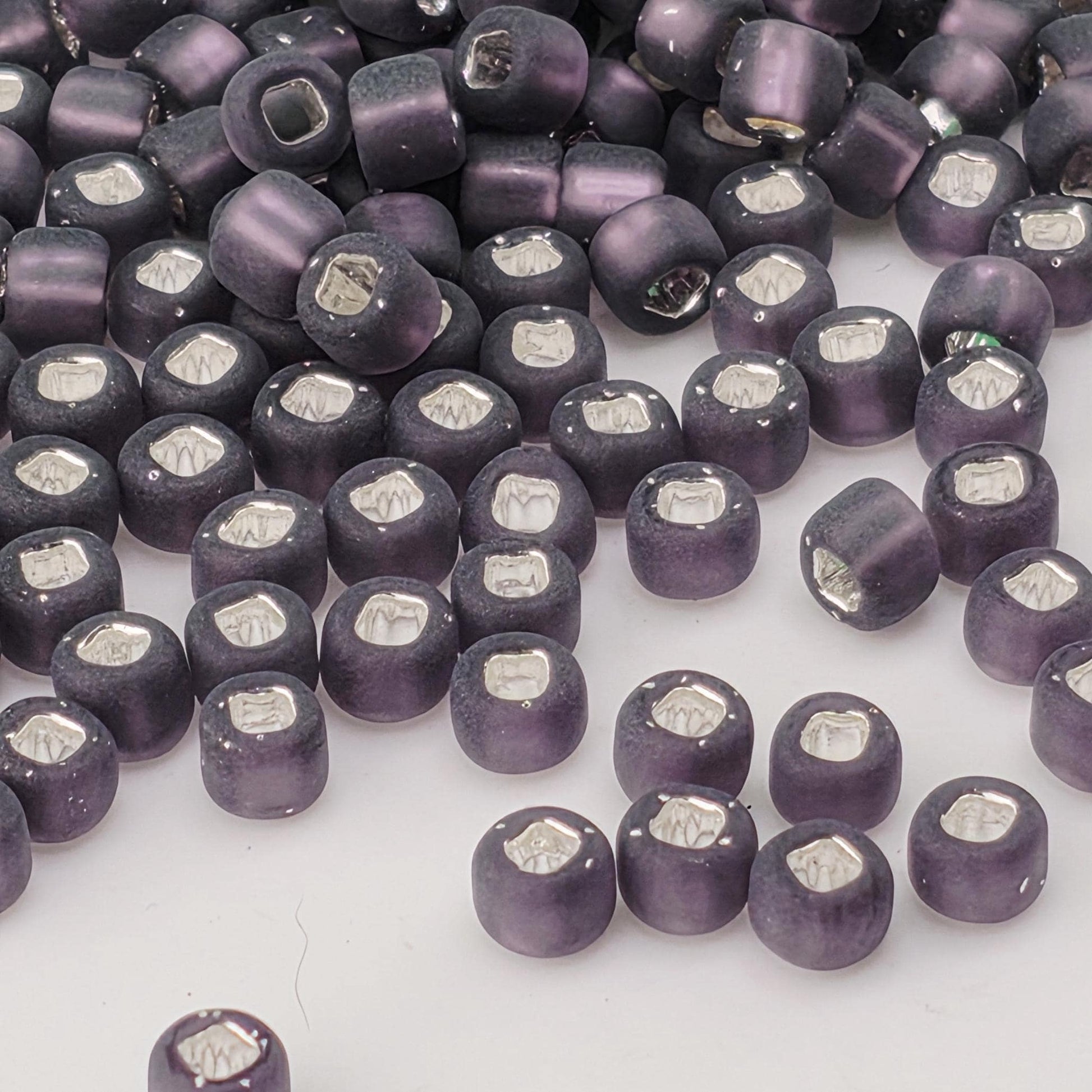 Matsuno Dyna-Mites 6/0 Silver Lined Matte Seed Beads - 15g Pkg - Approx 180 pcs