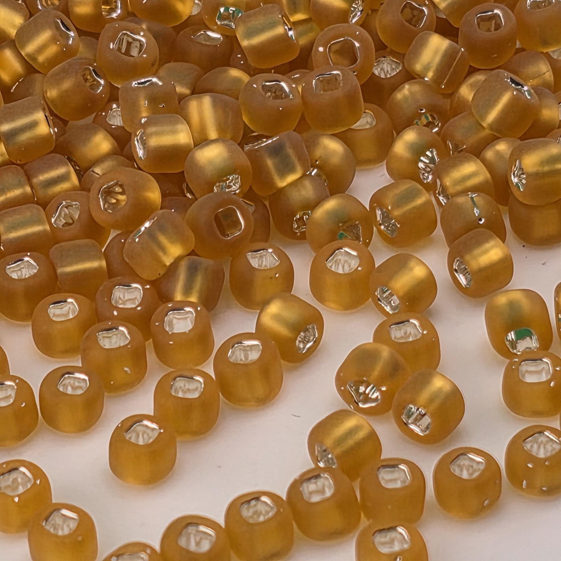 Matsuno Dyna-Mites 6/0 Silver Lined Matte Seed Beads - 15g Pkg - Approx 180 pcs