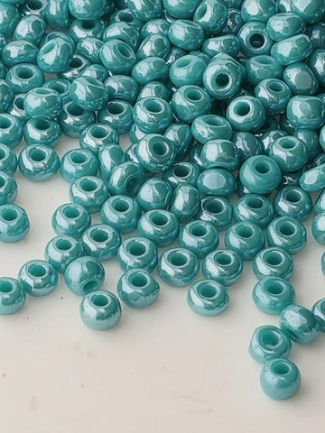 Opaque Turquoise Green Charlotte Cut | Size 8 | 15g | Preciosa-Ornela Glass Seed Beads