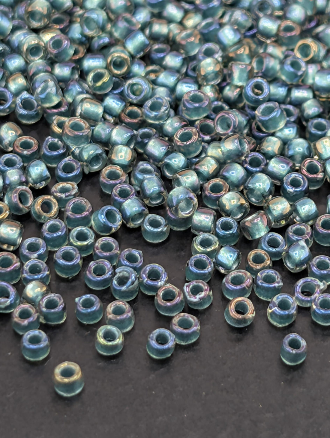 Inside-Color Crystal/Prairie Green-Lined Size 15/0 Toho Round 2.5" tube