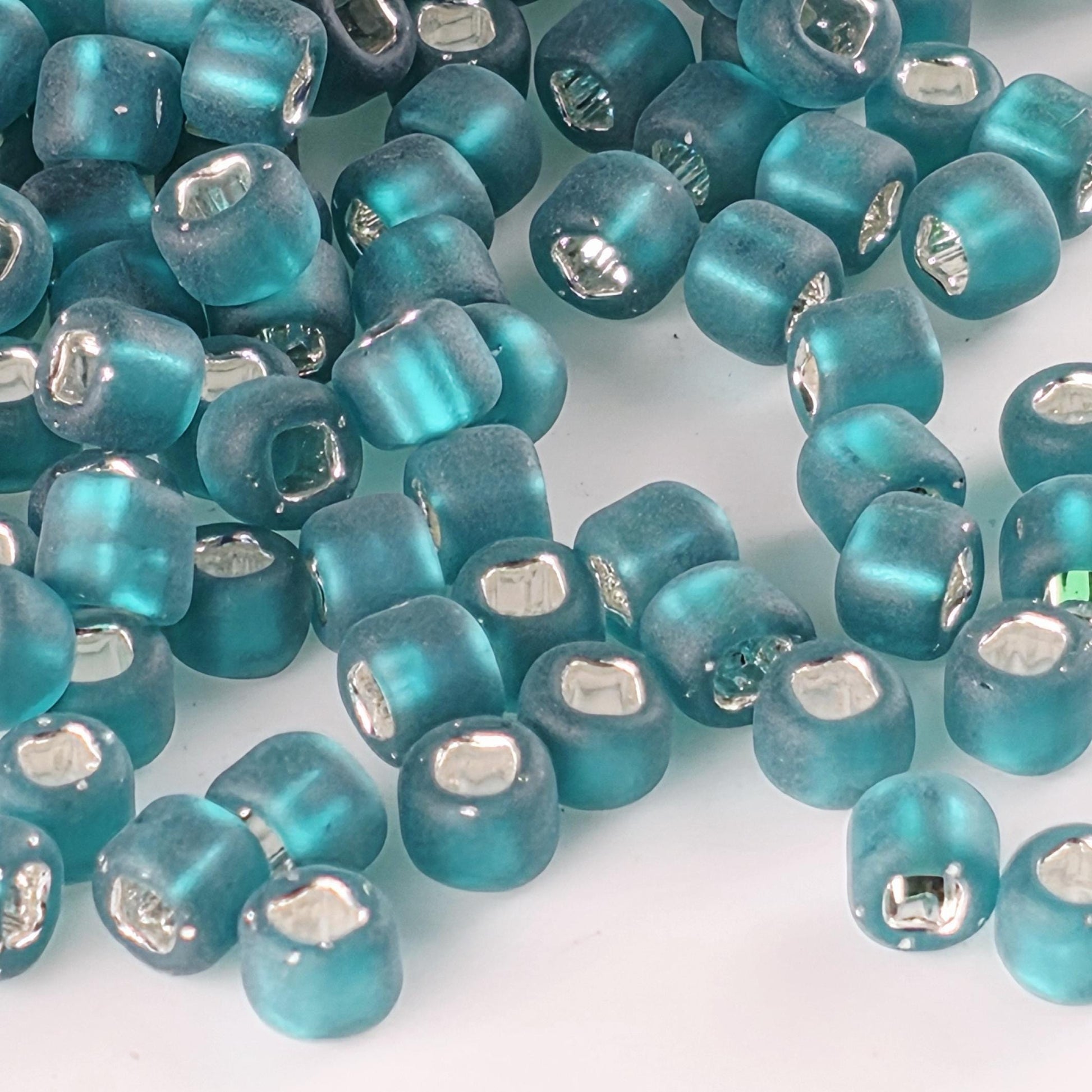 Matsuno Dyna-Mites 6/0 Silver Lined Matte Seed Beads - 15g Pkg - Approx 180 pcs