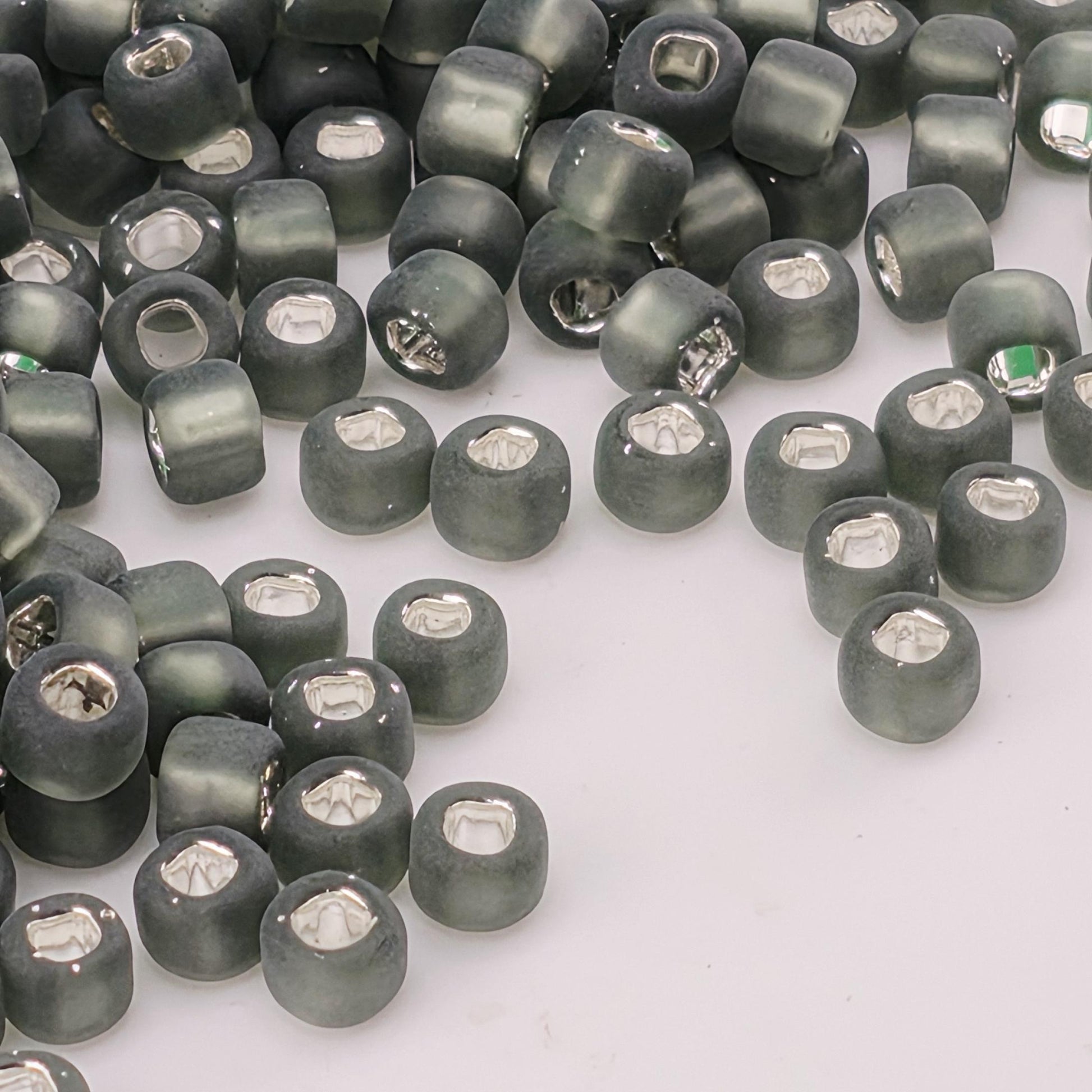 Matsuno Dyna-Mites 6/0 Silver Lined Matte Seed Beads - 15g Pkg - Approx 180 pcs