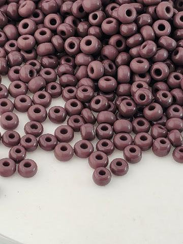 Opaque Dark Mauve | Size 8 | 15g | Preciosa-Ornela Glass Seed Beads