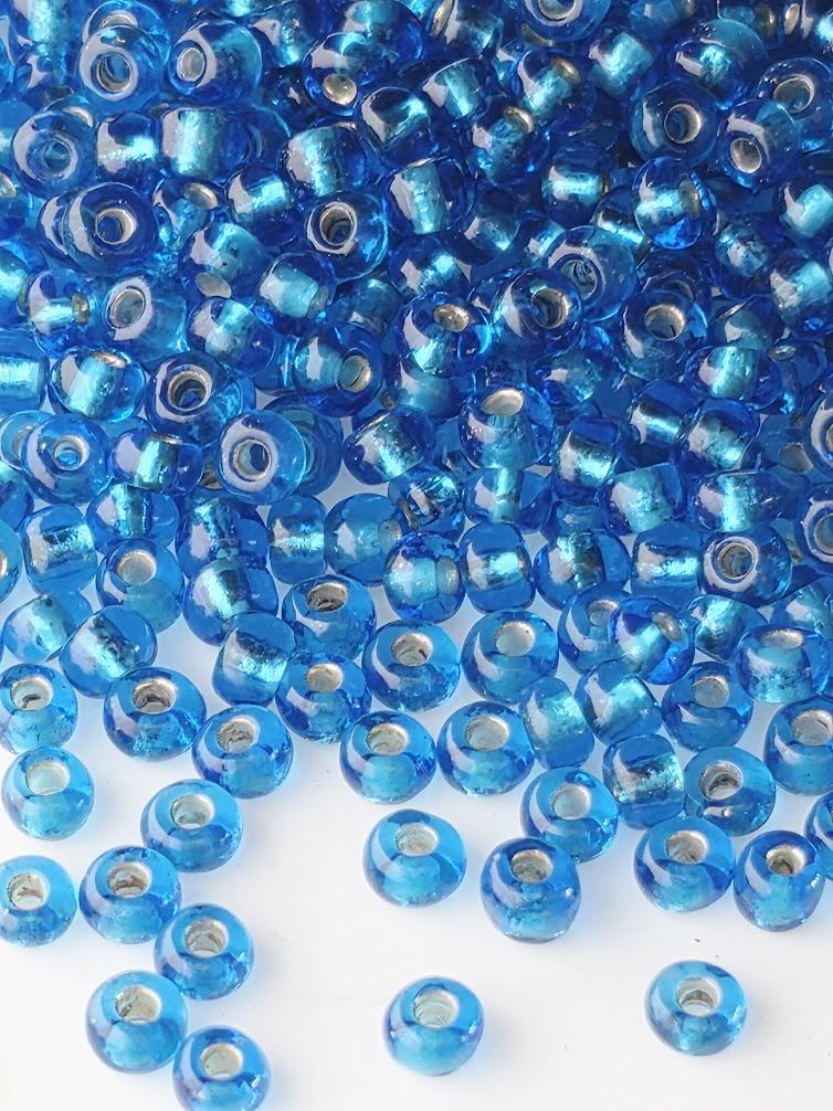 Transparent SilverLined Light Aqua | Size 8 | 15g | Preciosa-Ornela Glass Seed Beads