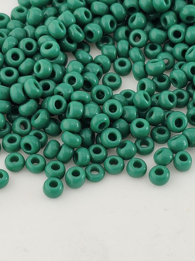 Opaque Rocaille Dark Green | Size 8 | 15g | Preciosa-Ornela Glass Seed Beads
