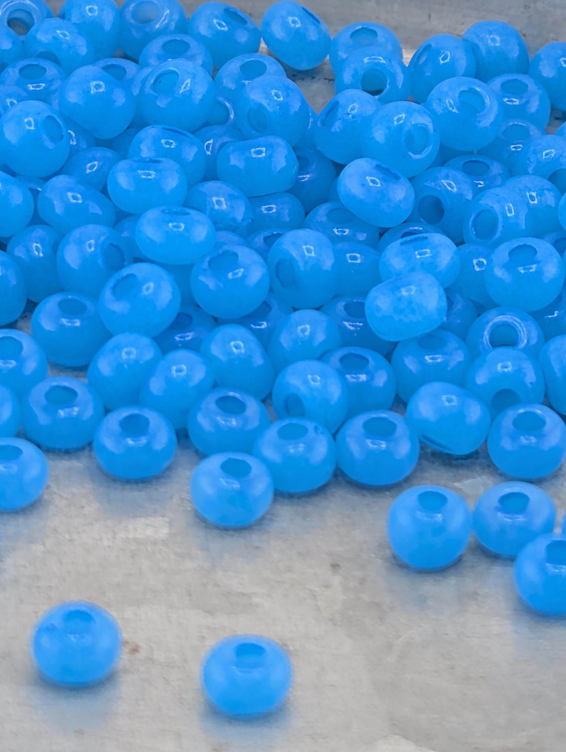 Translucent Aqua Opal | Size 6 | 20g Tube | Preciosa-Ornela Glass Seed Beads