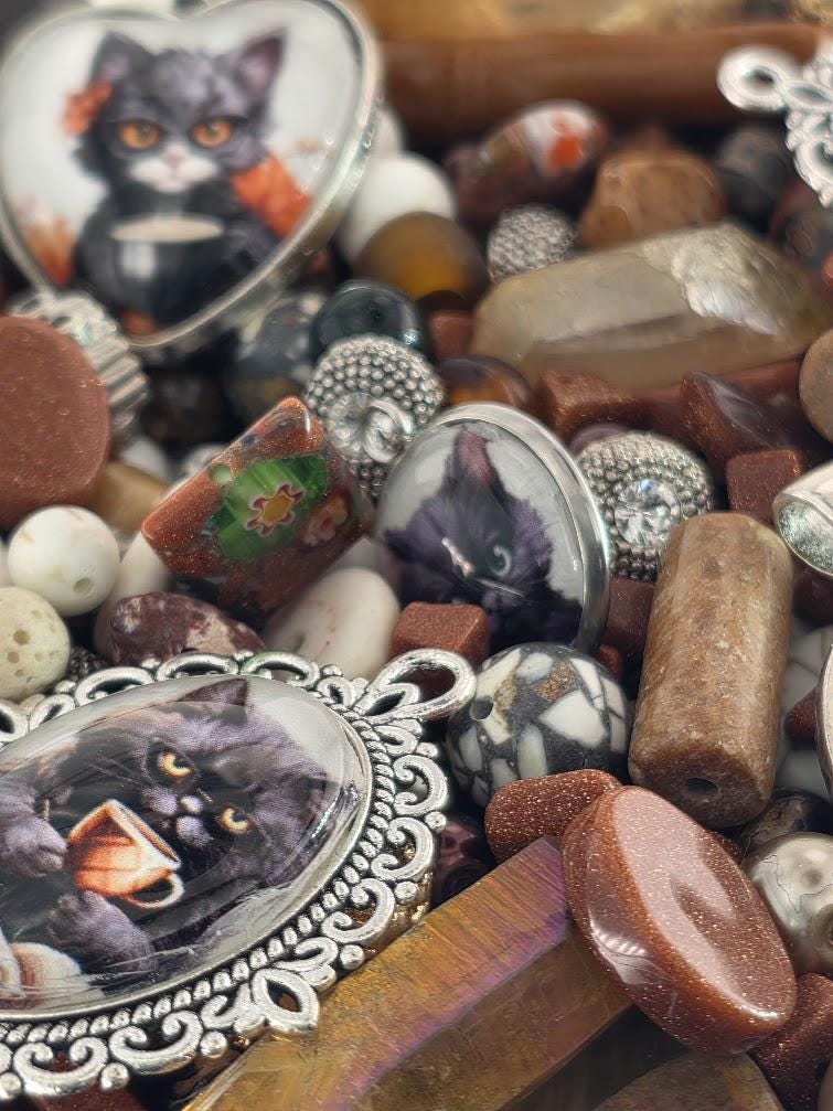 Whiskers and Cream Bead Soup Mix | Warm Brown and Cream Glass Beads | Cat Cabochon Pendants | DIY Jewelry Making | Learise Curated Mix