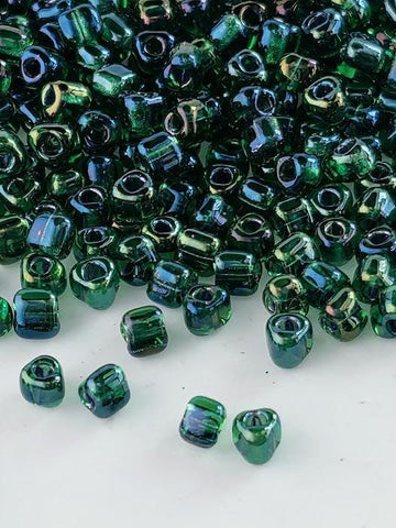 Med Green/Dk Green Inside Color Lined Sparkle Miyuki Triangle Size 8/0 (15g Pkg)