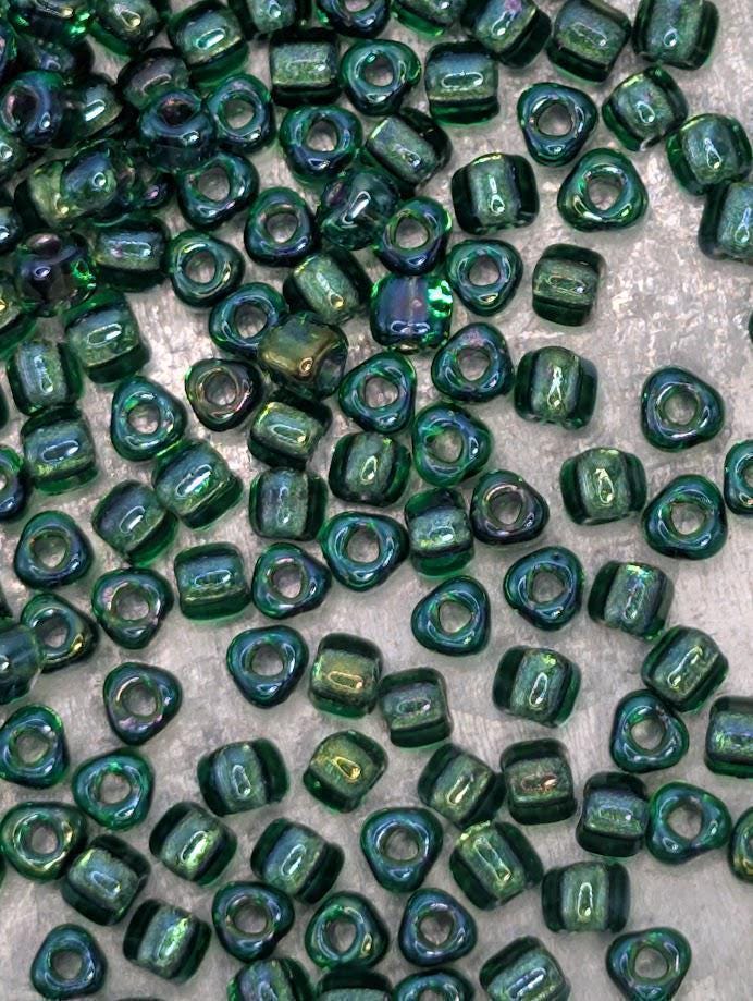 Med Green/Dk Green Inside Color Lined Sparkle Miyuki Triangle Size 10/0 (15g Pkg)