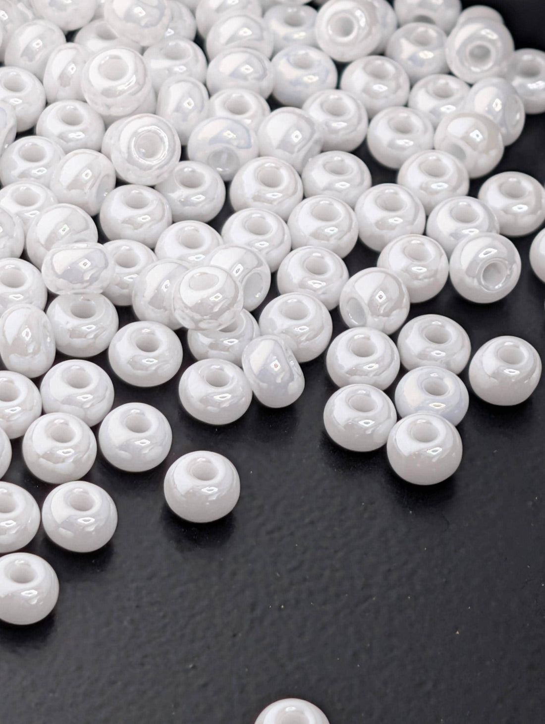 Opaque White Luster | Size 6 | 20g Tube | Preciosa-Ornela Glass Seed Beads
