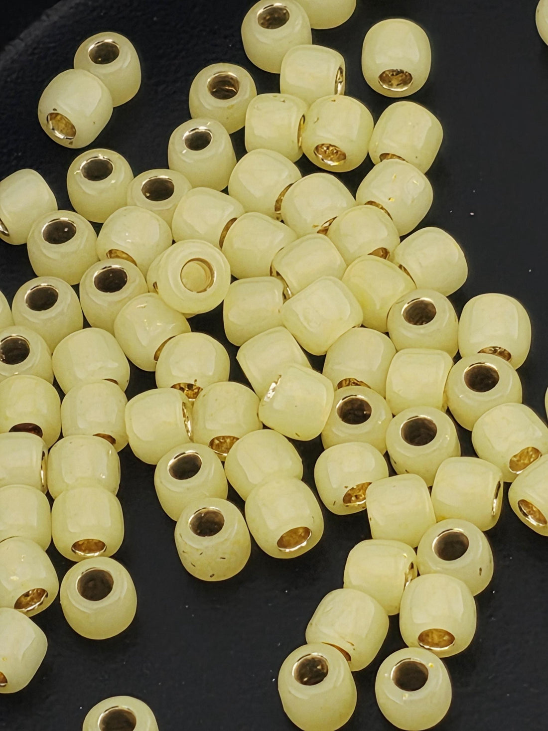 Toho Round 6/0 Tube, PermaFinish Silver-Lined Jonquil | 4mm Glass Beads