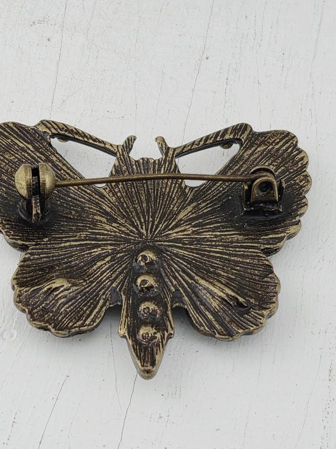 Butterfly Brooch: Vintage Patina Look - Soft Pink Details