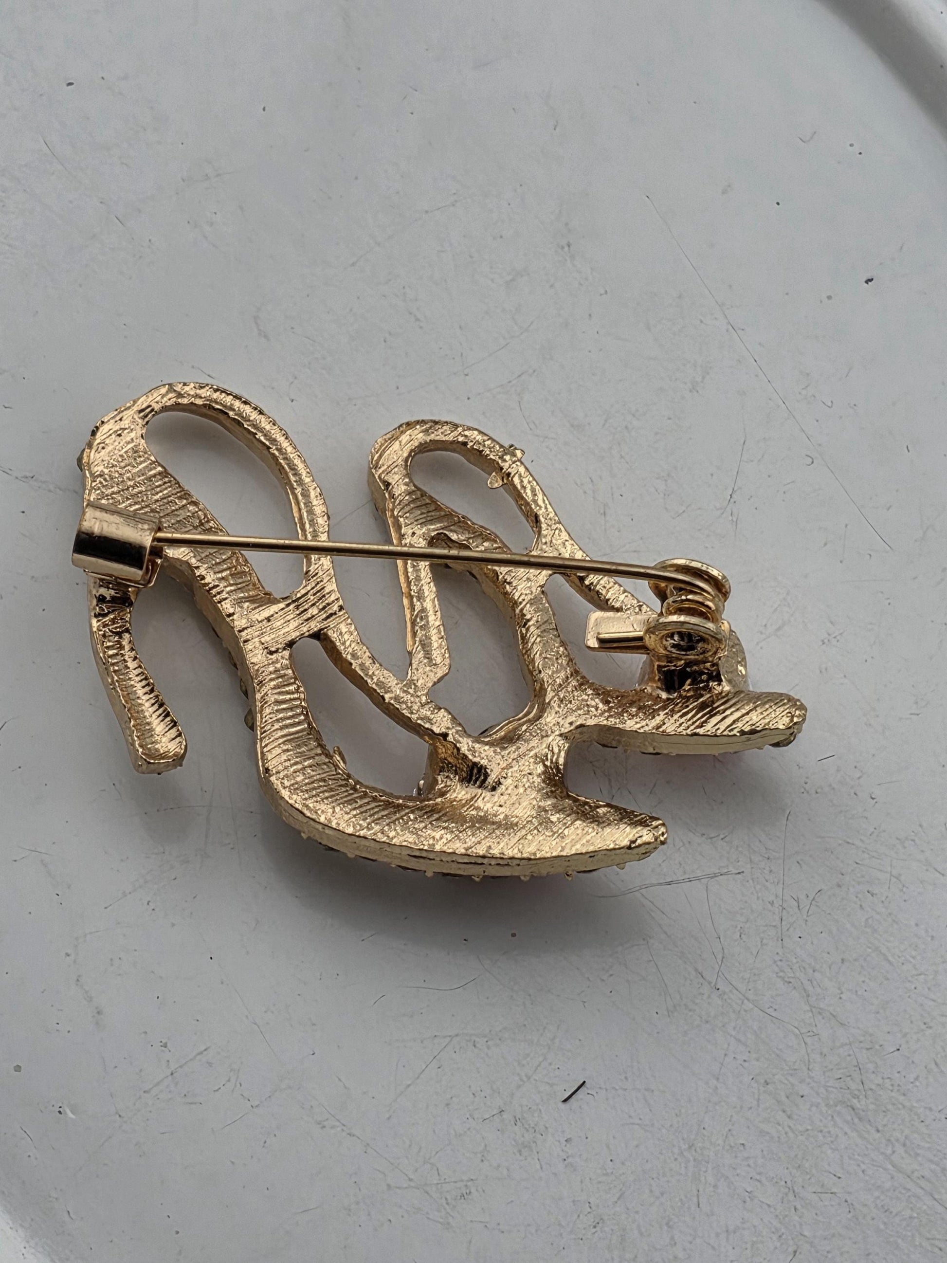 Gold Plated High Heel Brooch Ruby Rhinestone (Pin for Scarves or Bags)