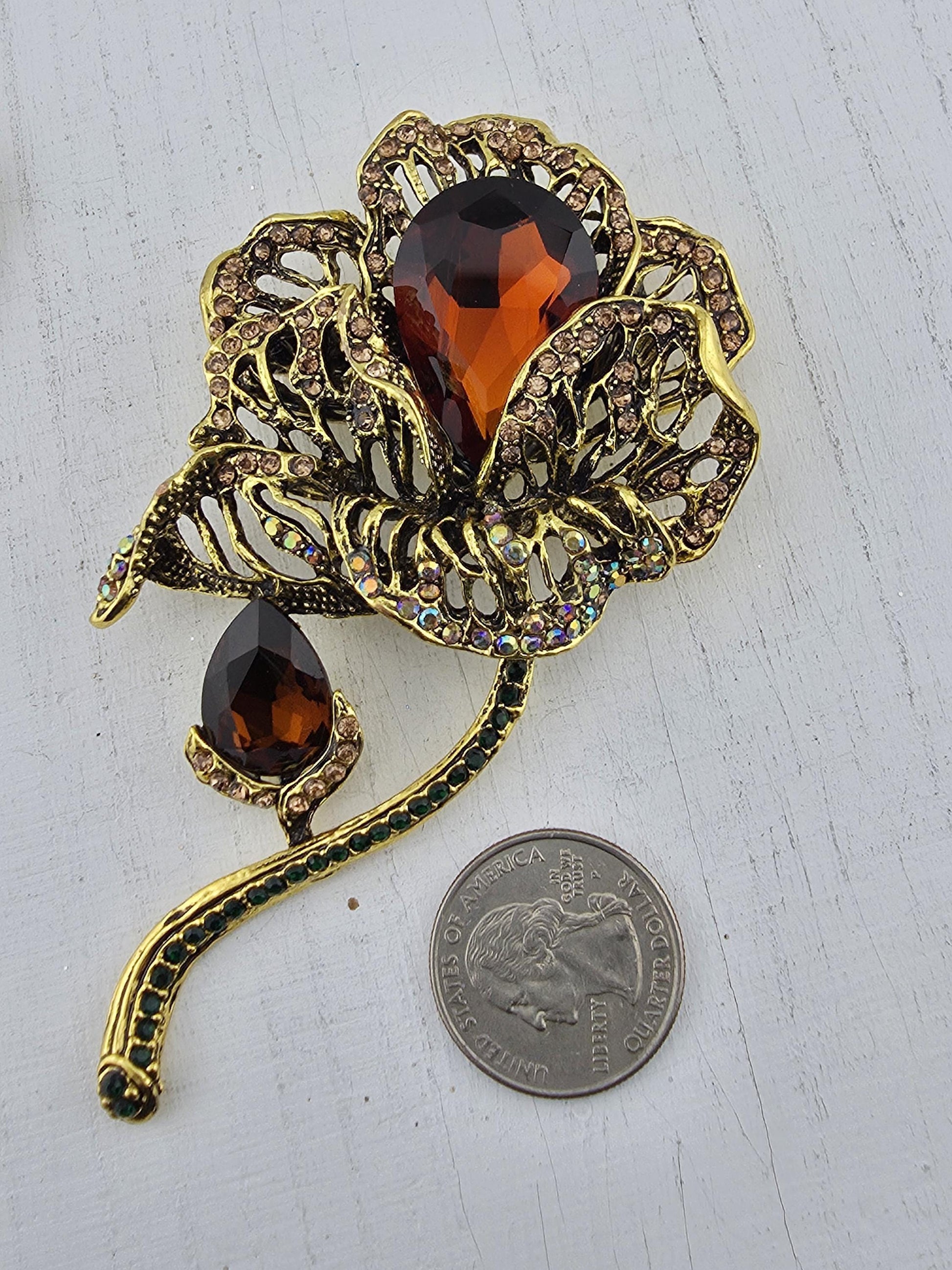 Topaz Pendant: Floral Design with Gold Plating (Large, Radiant Glow)