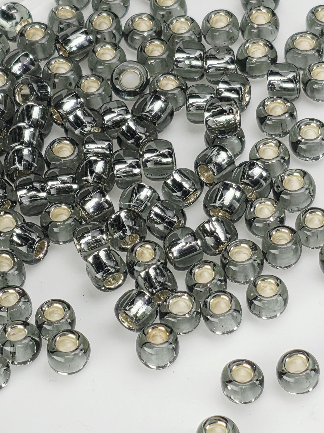 Toho Round 6/0 Beads, Silver-Lined Gray | 4mm Glass | Macramé Craft