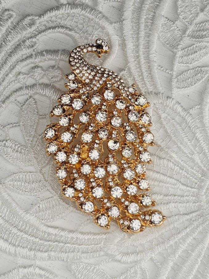 Peacock Brooch: Golden Rhinestone Crystal Pin (Compact, Gold Plated)