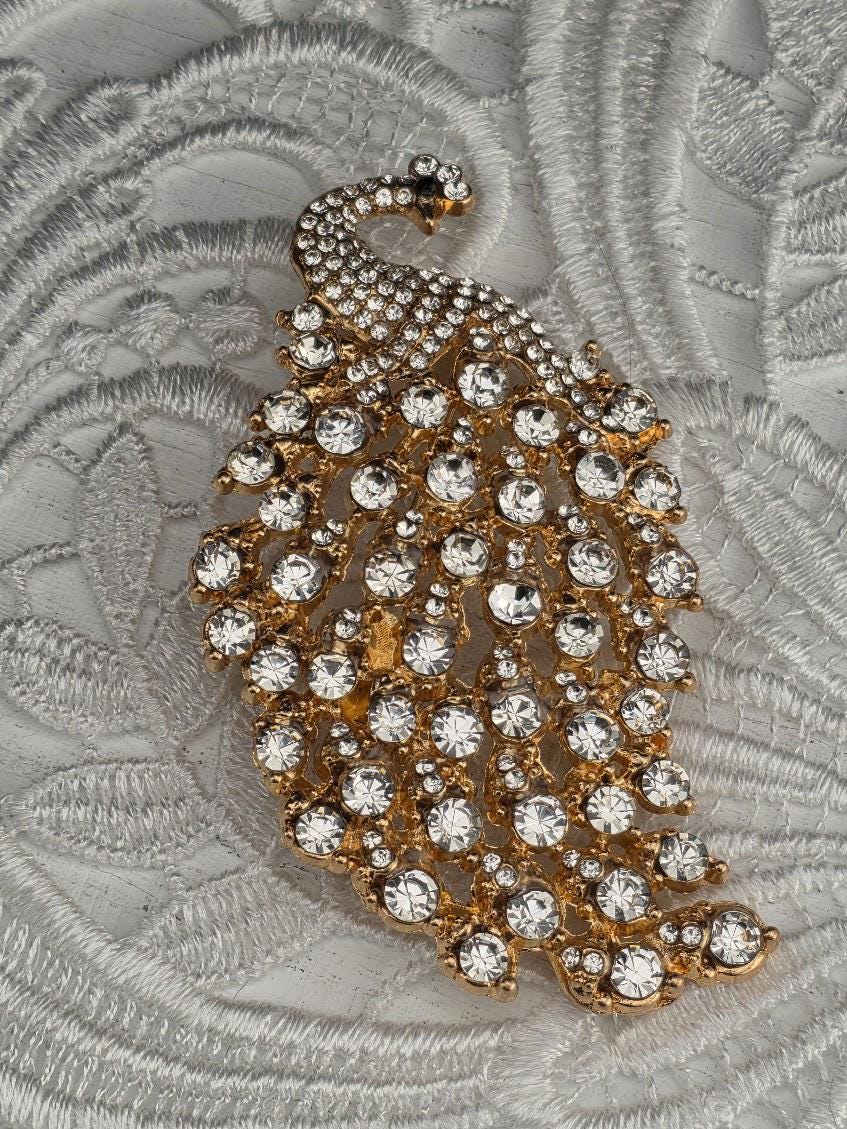 Peacock Brooch: Golden Rhinestone Crystal Pin (Compact, Gold Plated)