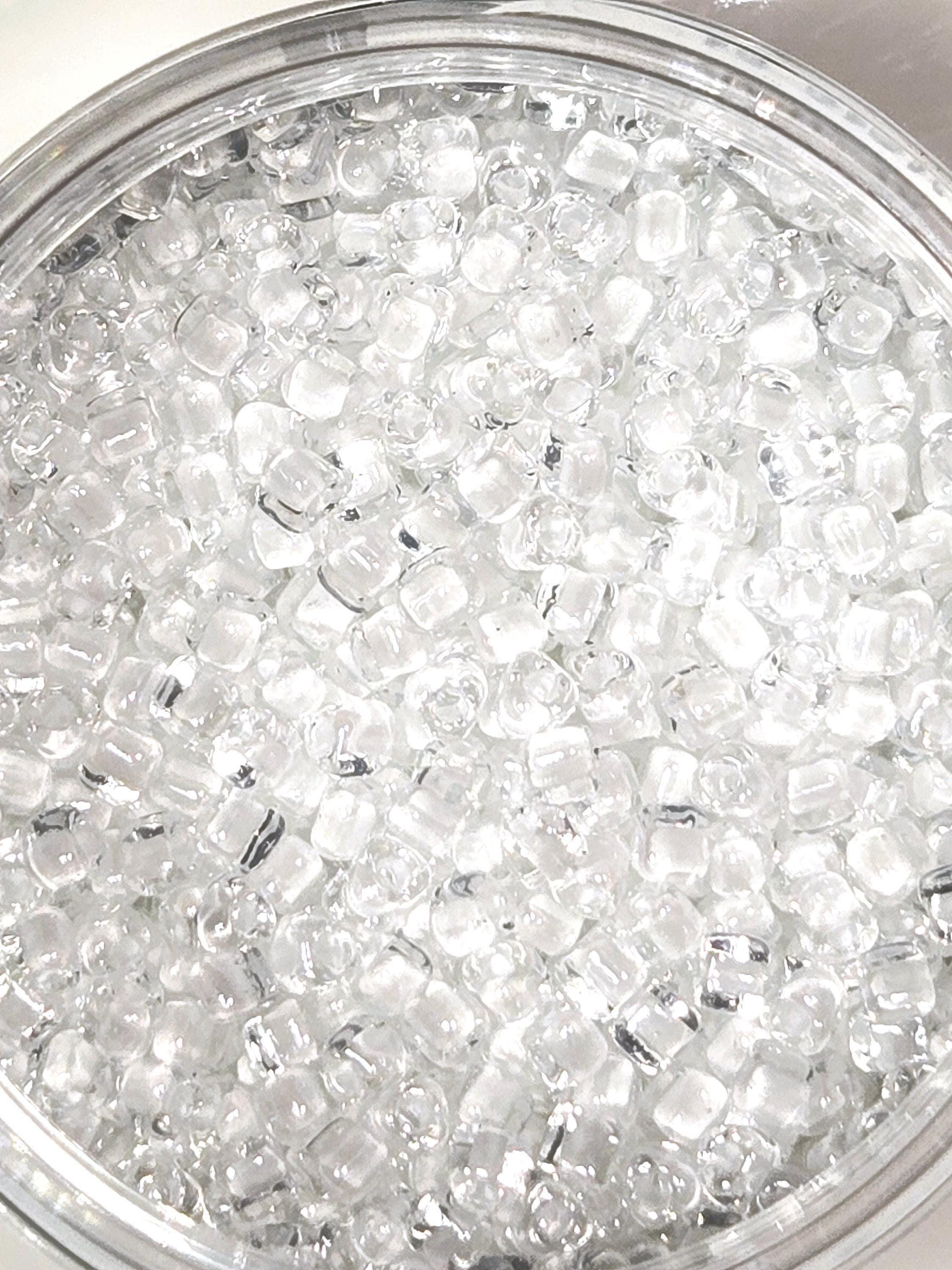 Crystal/White Inside Color Lined | Triangle Size 8/0 | Miyuki | 15g Pkg