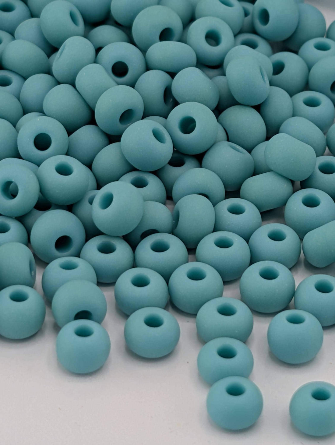 Size 6/0 Czech Glass Seed Beads, Opaque Turquoise Green Matte | Preciosa Ornela | Bead Weaving