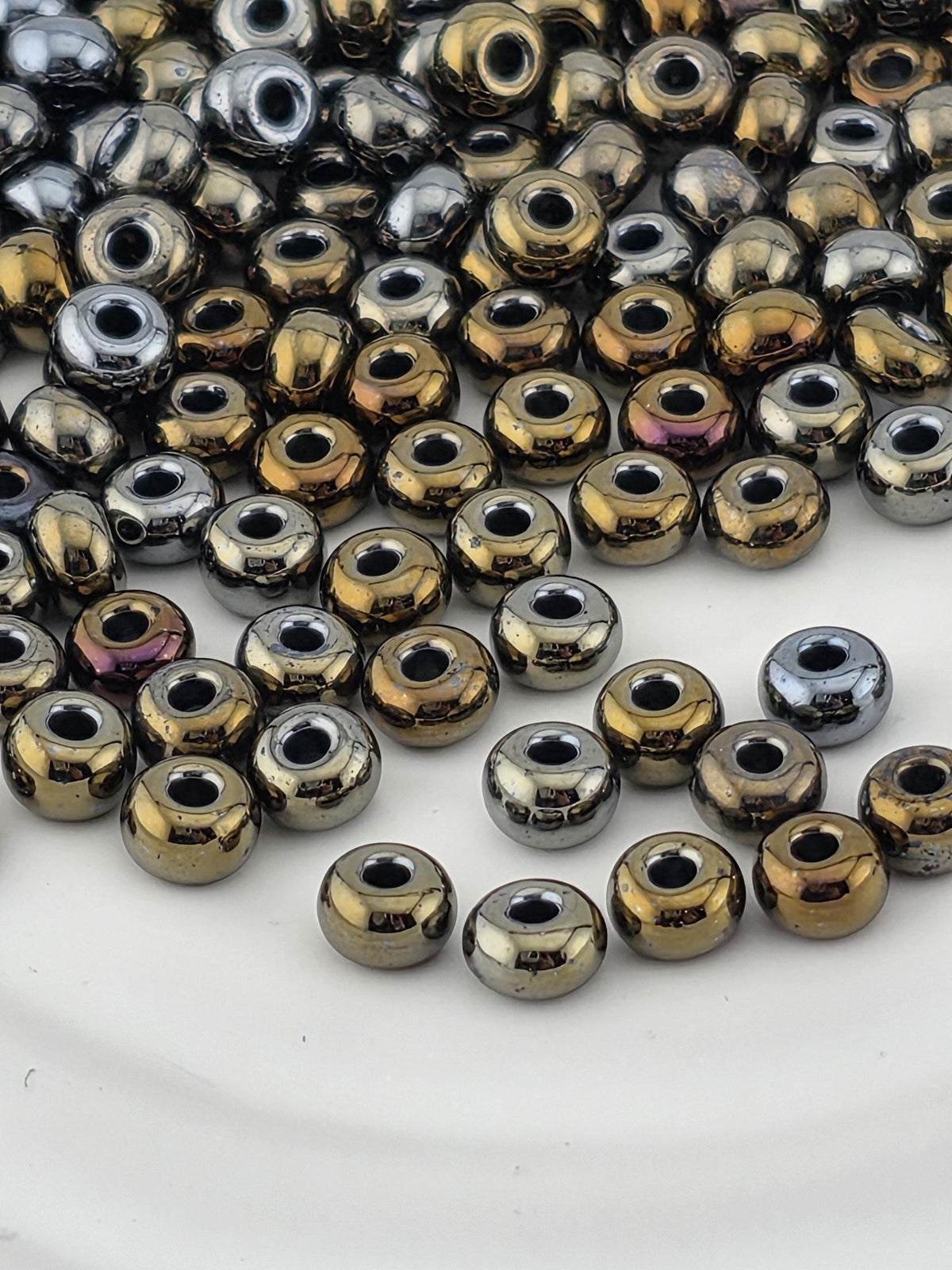 Black Seed Beads, Opaque Brown Iris | Size 6/0 Czech Glass | Preciosa Rocaille