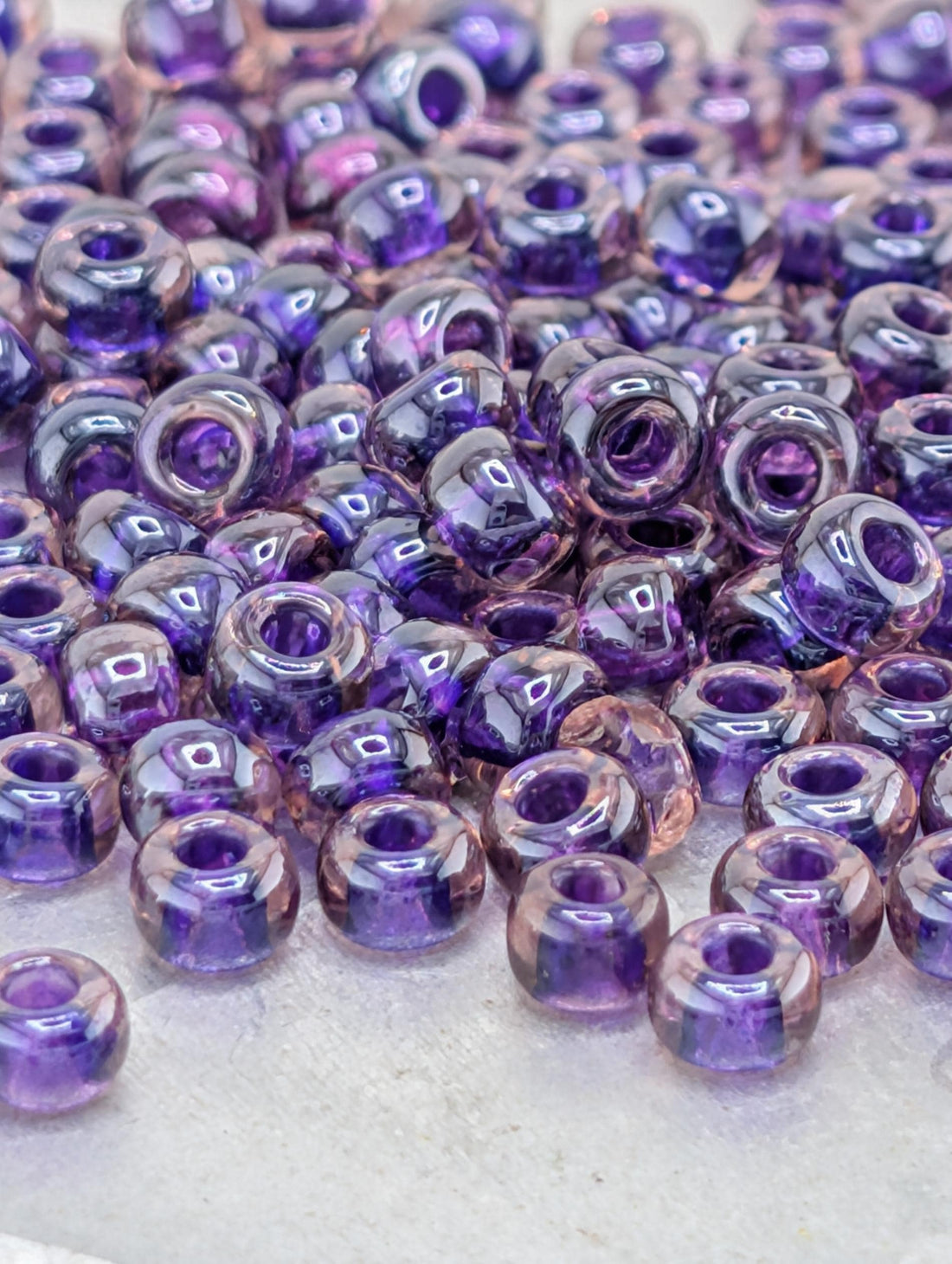 Lt Purple/Dk Purple ICL-Miyuki Rocaille 6/0 (15g pkg)